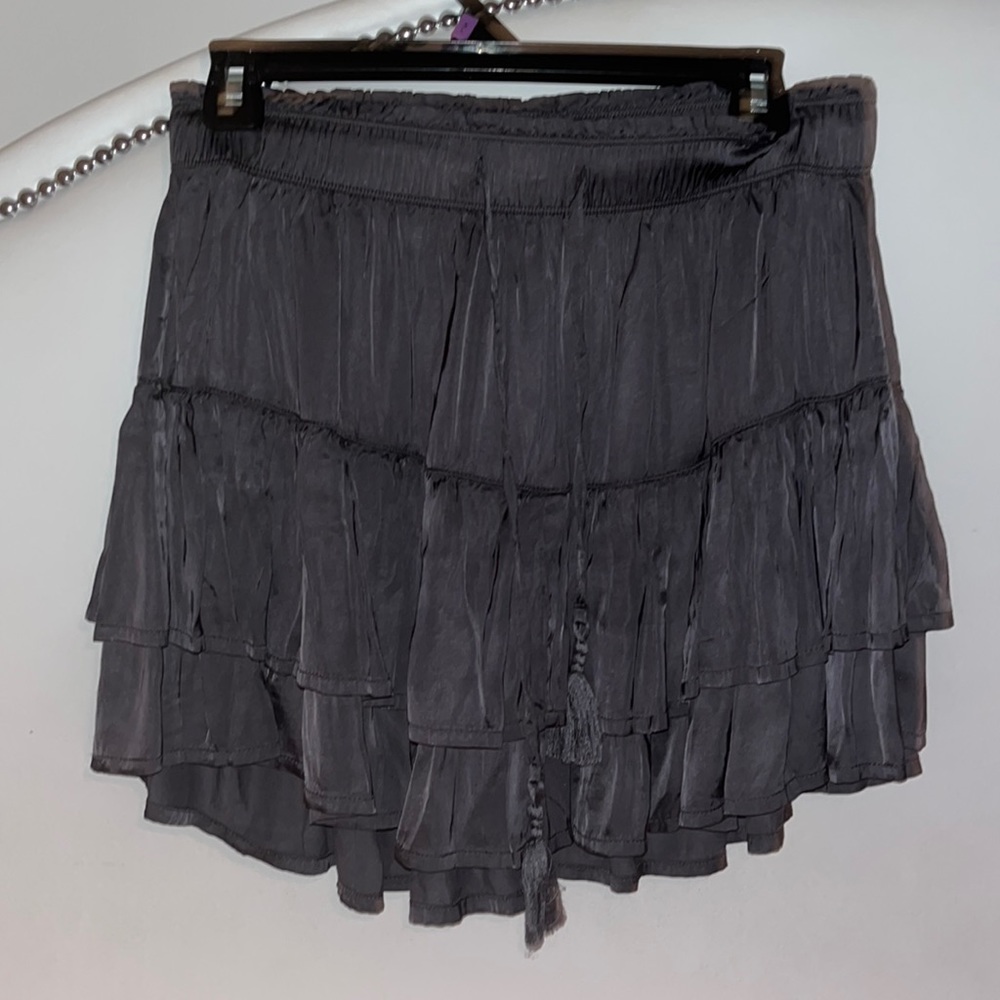 Aerie grey flowy skirt size medium perfect condition